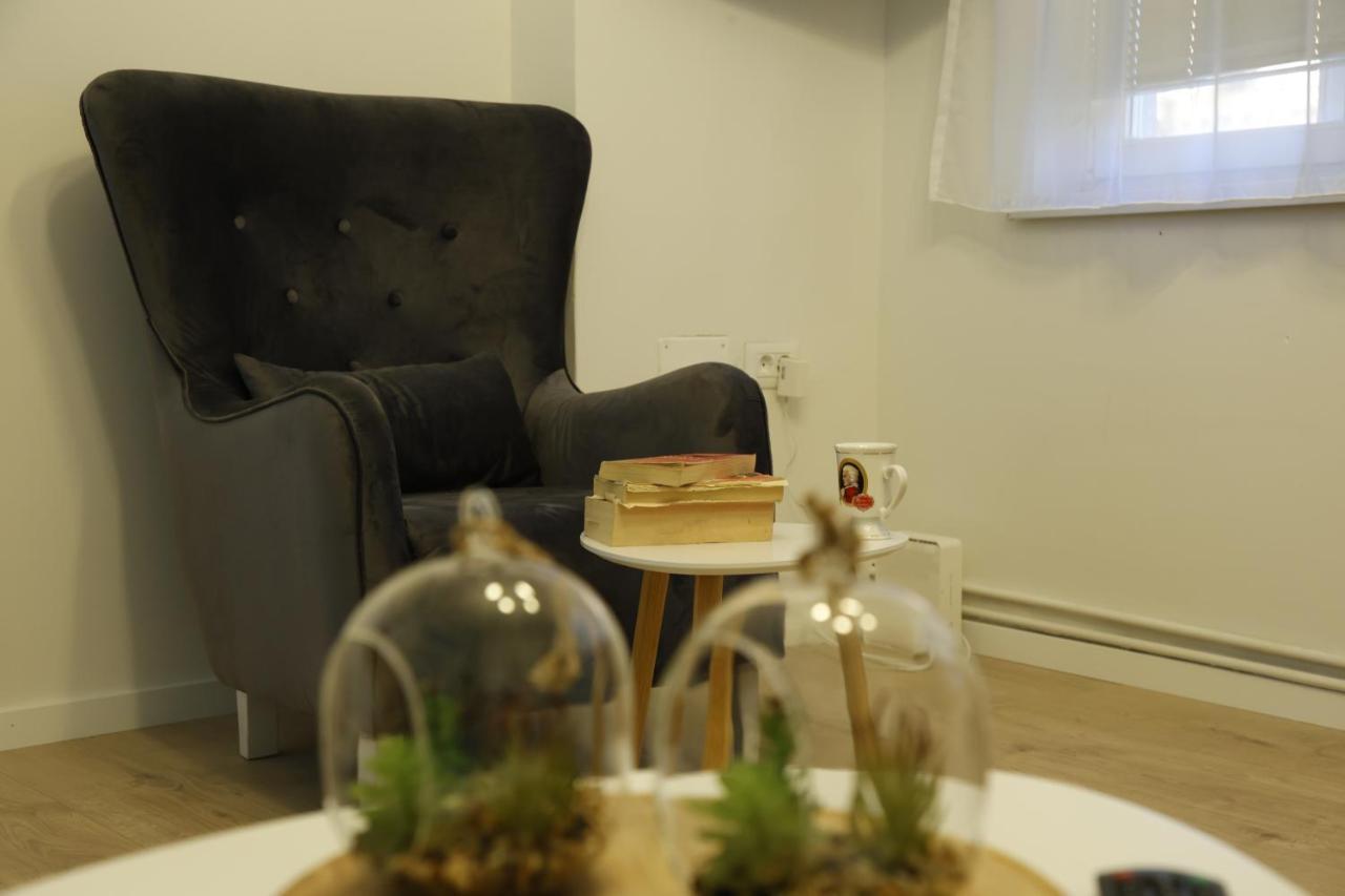 Blue And Rose Cozy - Quiet In The Best Location - Self Check-In - 5Th Floor With Elevator Saraievo Exterior foto
