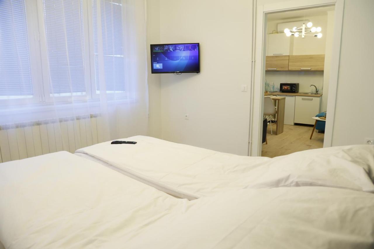 Blue And Rose Cozy - Quiet In The Best Location - Self Check-In - 5Th Floor With Elevator Saraievo Exterior foto