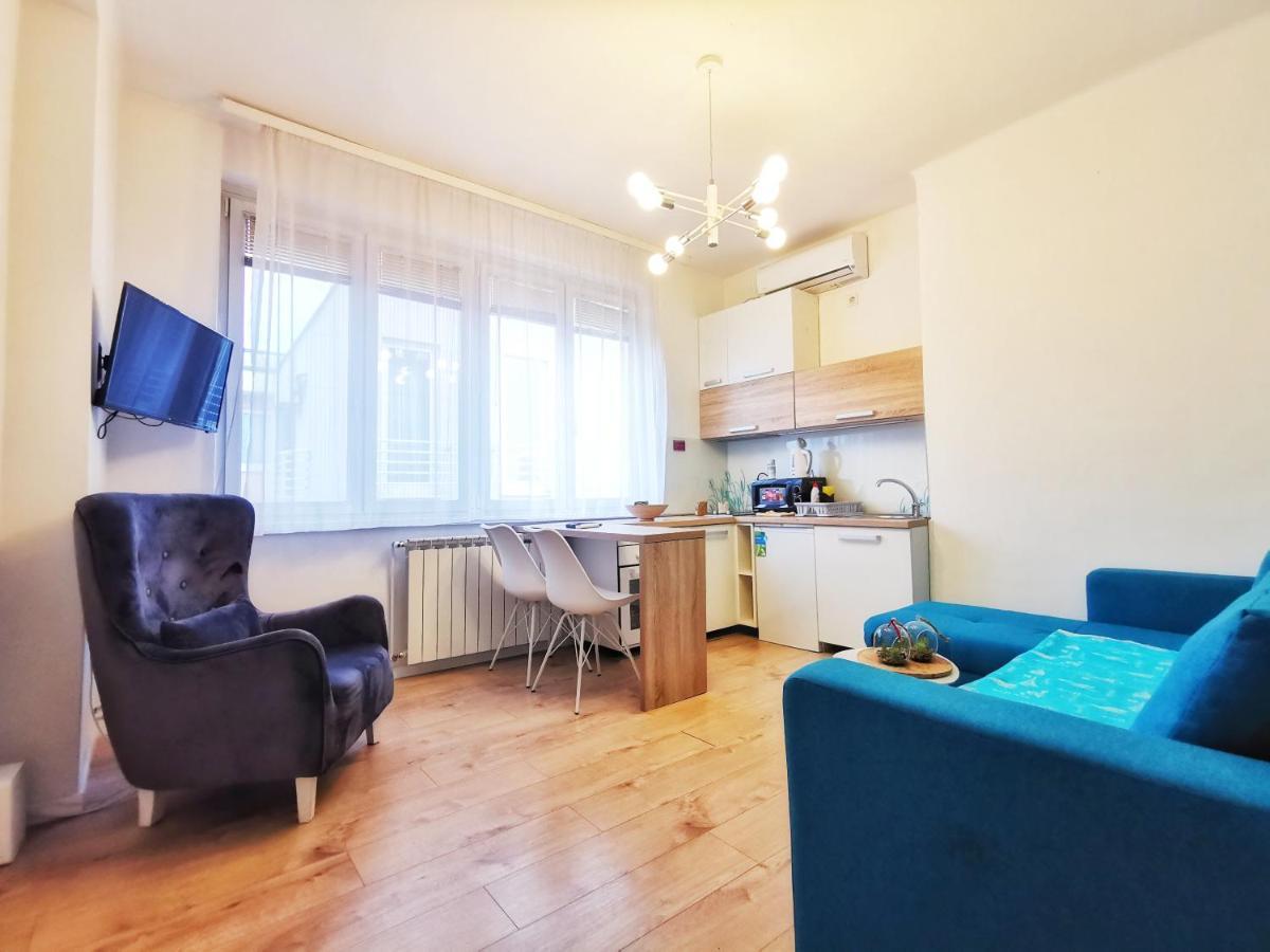 Blue And Rose Cozy - Quiet In The Best Location - Self Check-In - 5Th Floor With Elevator Saraievo Exterior foto